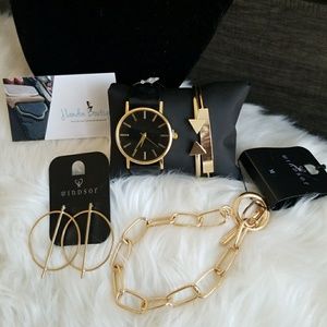 🗣SOLD! Windsor. Chic. Watch Bundle (#1)😍💋🎉🎉🎉